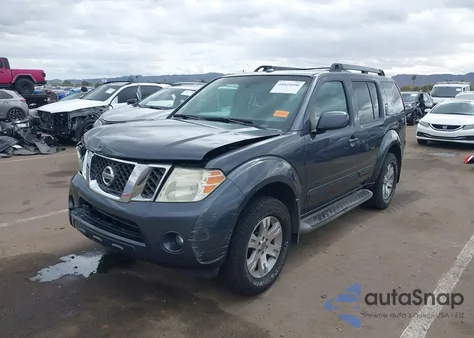 2010 Nissan Pathfinder Se z USA, uszkodzony, nr VIN 5N1AR1NB9AC600134